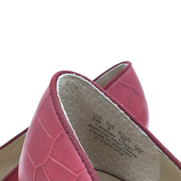 Women's 8M Franco Sarto Tudor 2 Red Leather Pumps 2.5" Heels Croc Pointy Toe - Picture 13 of 14